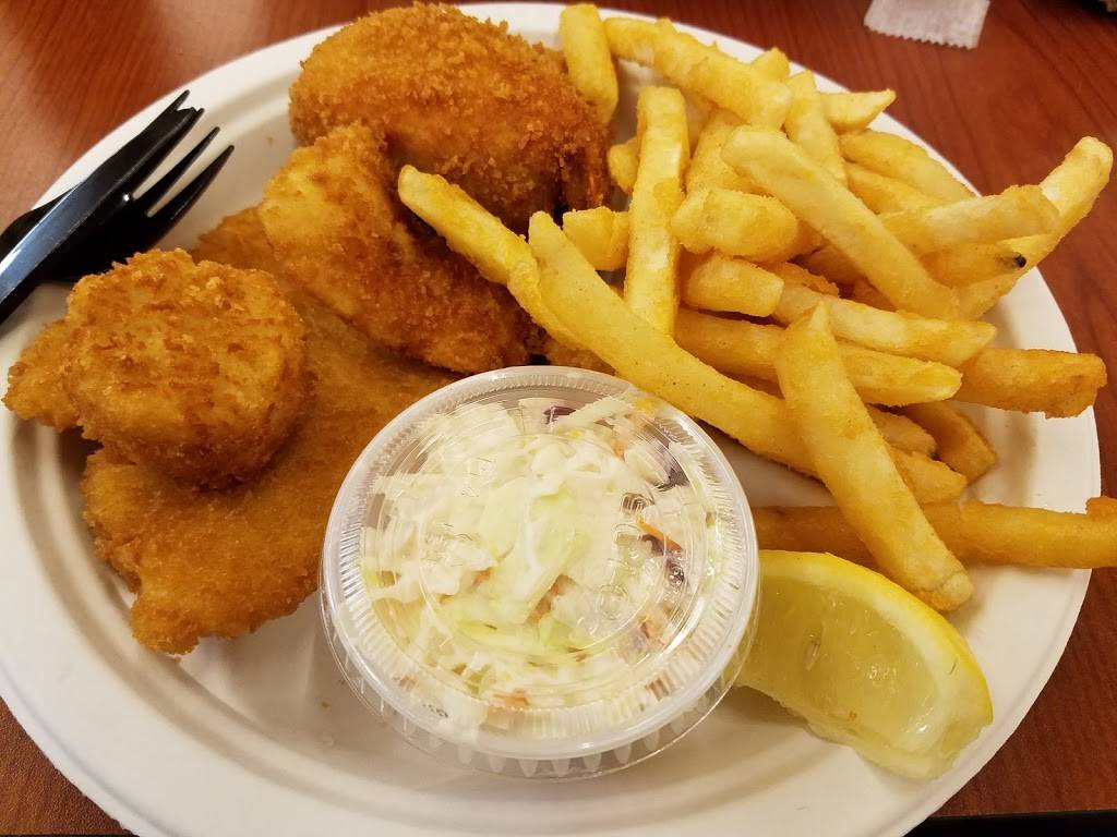 Madaras Seafood | restaurant | 2150 S Eagle Rd, Newtown, PA 18940, USA | 2155041077 OR +1 215-504-1077