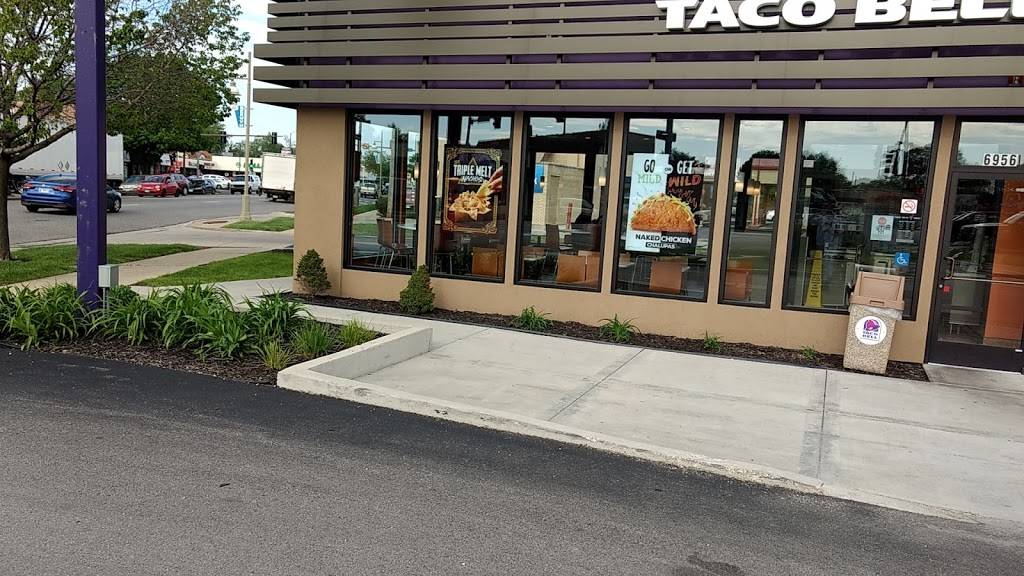 Taco Bell | meal takeaway | 6956 Ogden Ave, Berwyn, IL 60402, USA | 7087494747 OR +1 708-749-4747