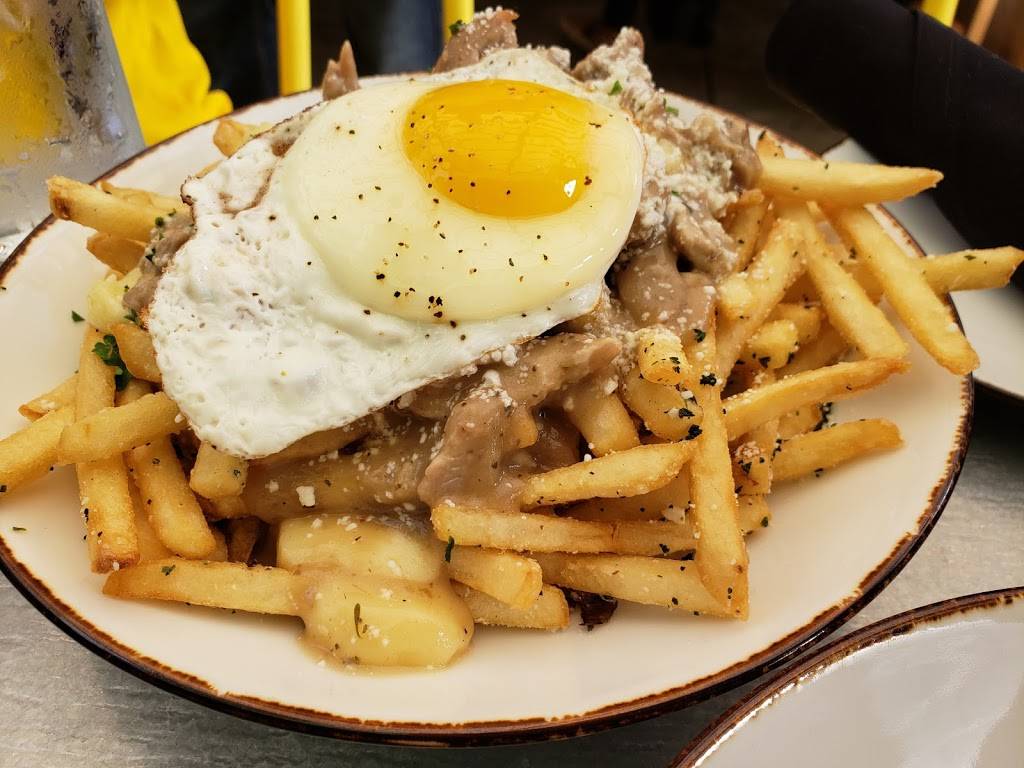 Pour Company | restaurant | 136 W Wilshire Ave, Fullerton, CA 92832, USA | 7145257468 OR +1 714-525-7468