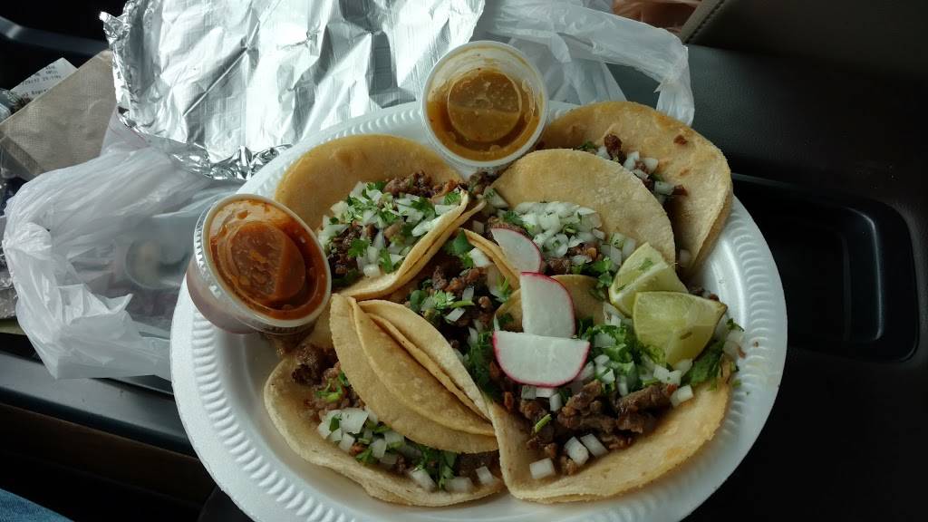 La Cabaña | restaurant | 3223 Cornhusker Hwy, Lincoln, NE 68504, USA | 4024770291 OR +1 402-477-0291