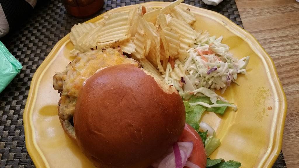 Coach House Bar & Grill | restaurant | 173 Potomac St, Harpers Ferry, WV 25425, USA | 5405146255 OR +1 540-514-6255