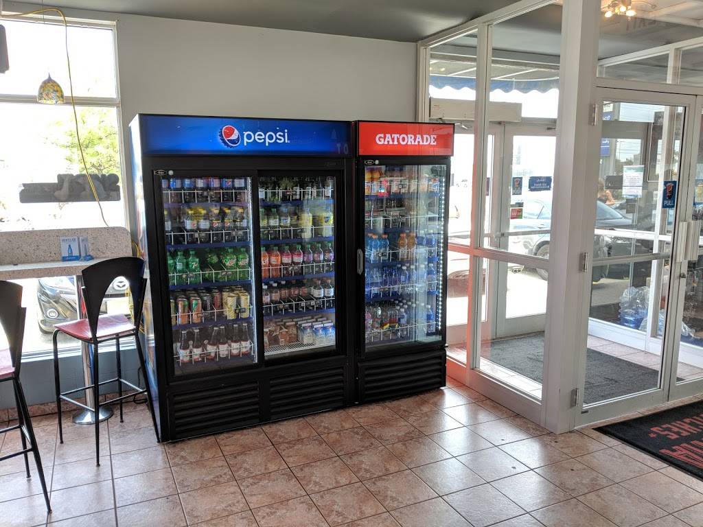 California Sandwiches | restaurant | 5950 Dixie Rd, Mississauga, ON L4W 1E9, Canada | 9055643440 OR +1 905-564-3440