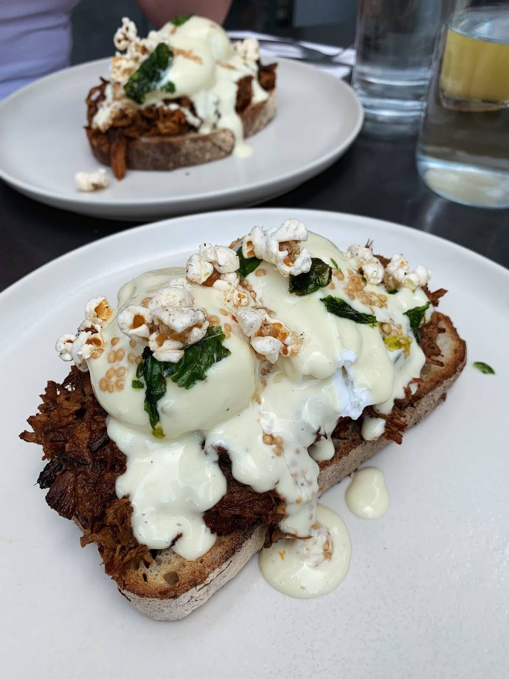 Hole In The Wall | restaurant | 445 E 35th St, New York, NY 10016, USA | 6467558151 OR +1 646-755-8151