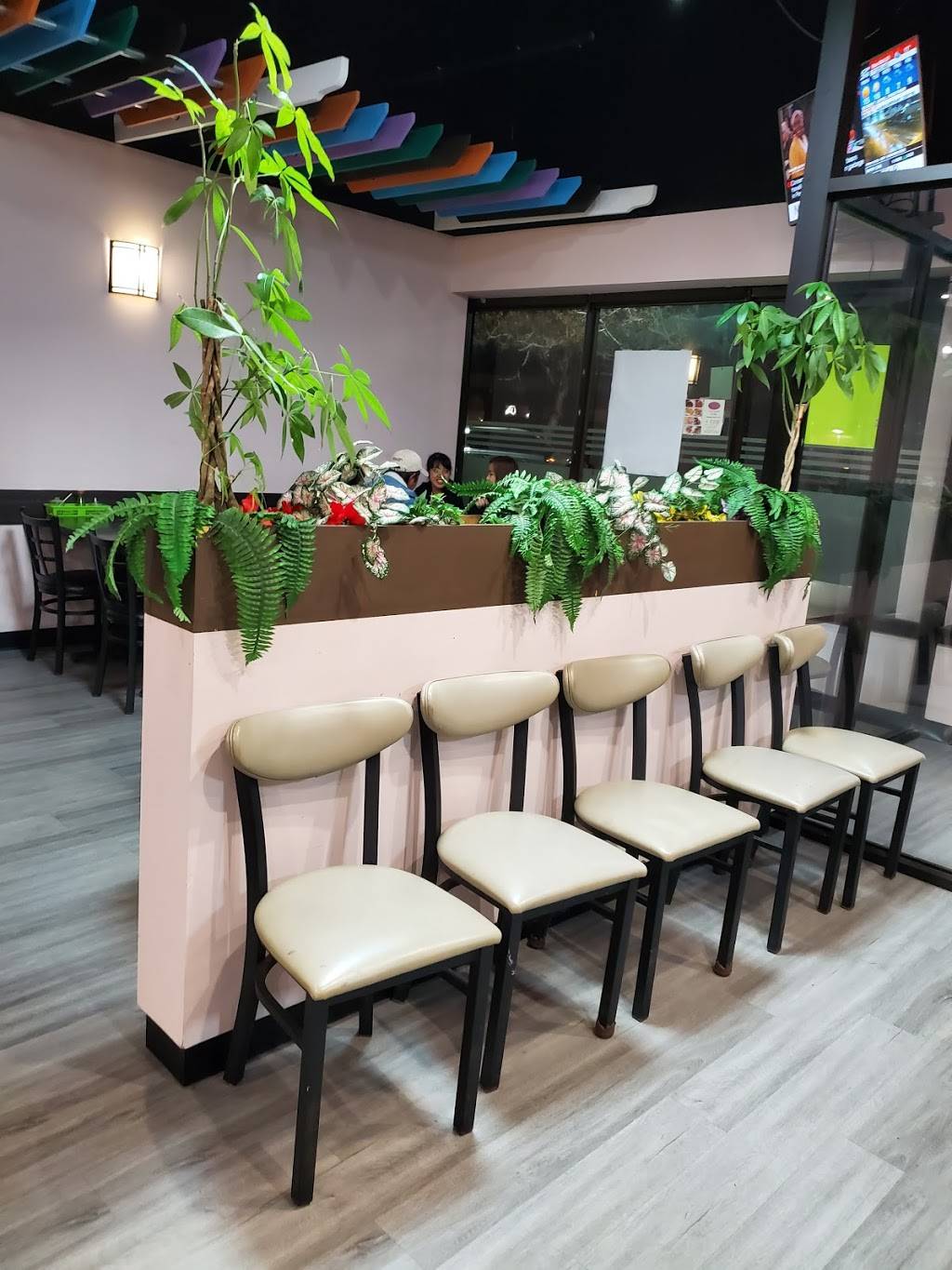 Encore Hakka Restaurant | restaurant | 3685 Keele St, North York, ON M3J 3H6, Canada | 6473518282 OR +1 647-351-8282