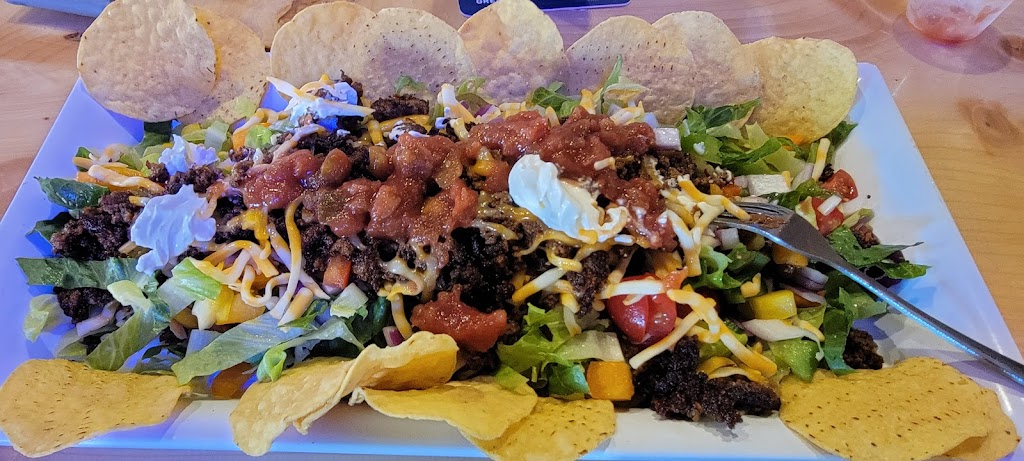 Top Shelf Sports Bar & Grill | restaurant | 90 S Main St, Fond du Lac, WI 54935, USA | 9209332282 OR +1 920-933-2282