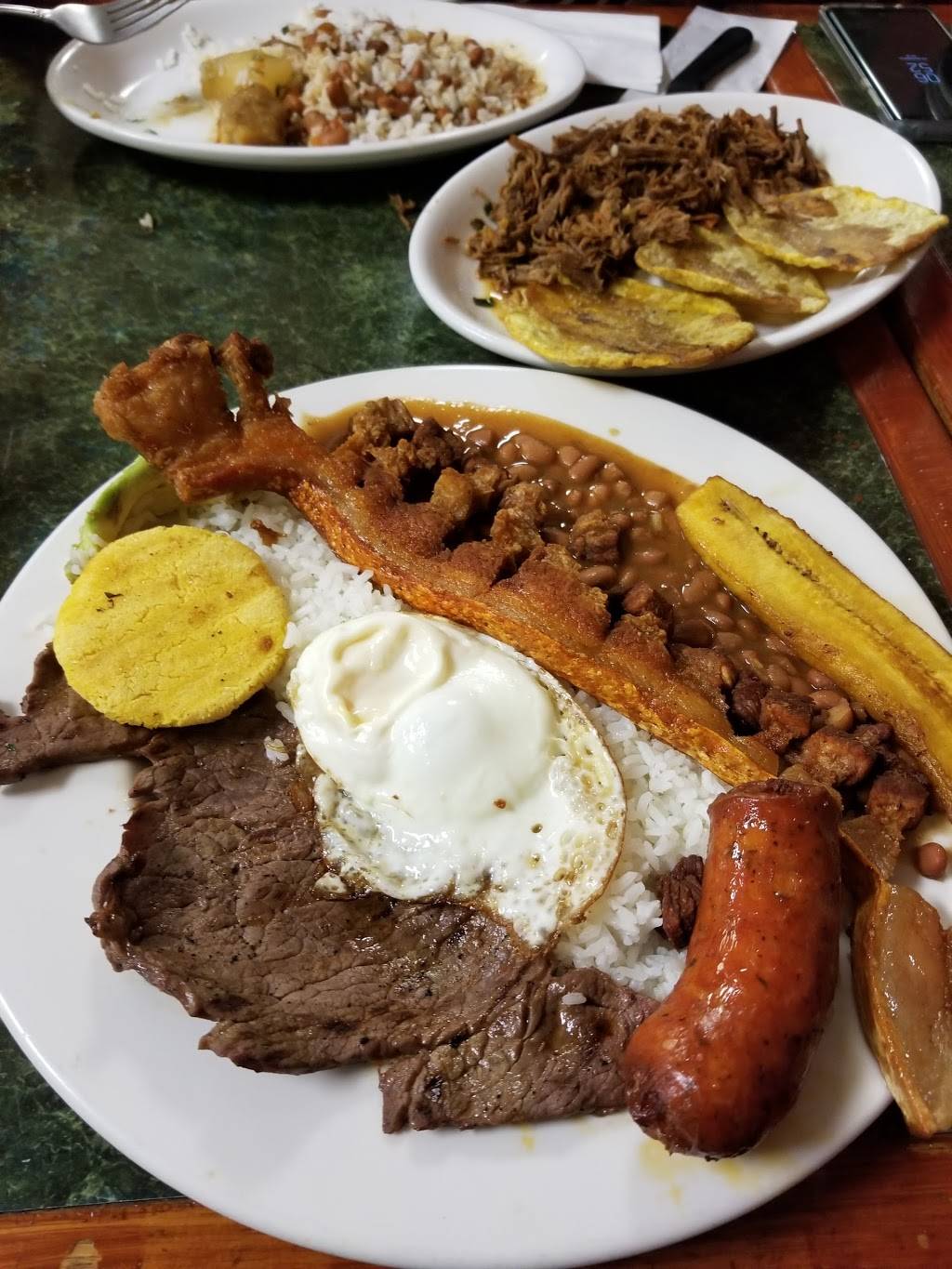 El Rey De La Papa Y La Paisa | restaurant | 1021 S Dillard St, Winter Garden, FL 34787, USA | 4076560700 OR +1 407-656-0700