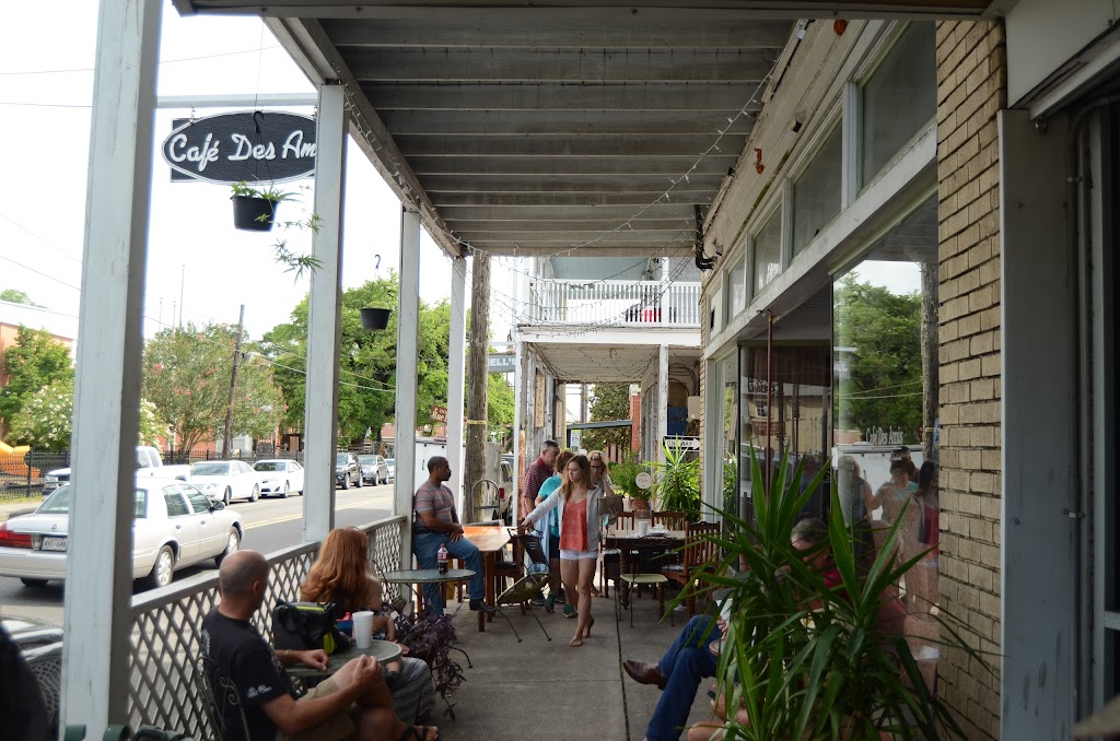 Café Des Amis | cafe | 140 E Bridge St, Breaux Bridge, LA 70517, USA | 3373325273 OR +1 337-332-5273