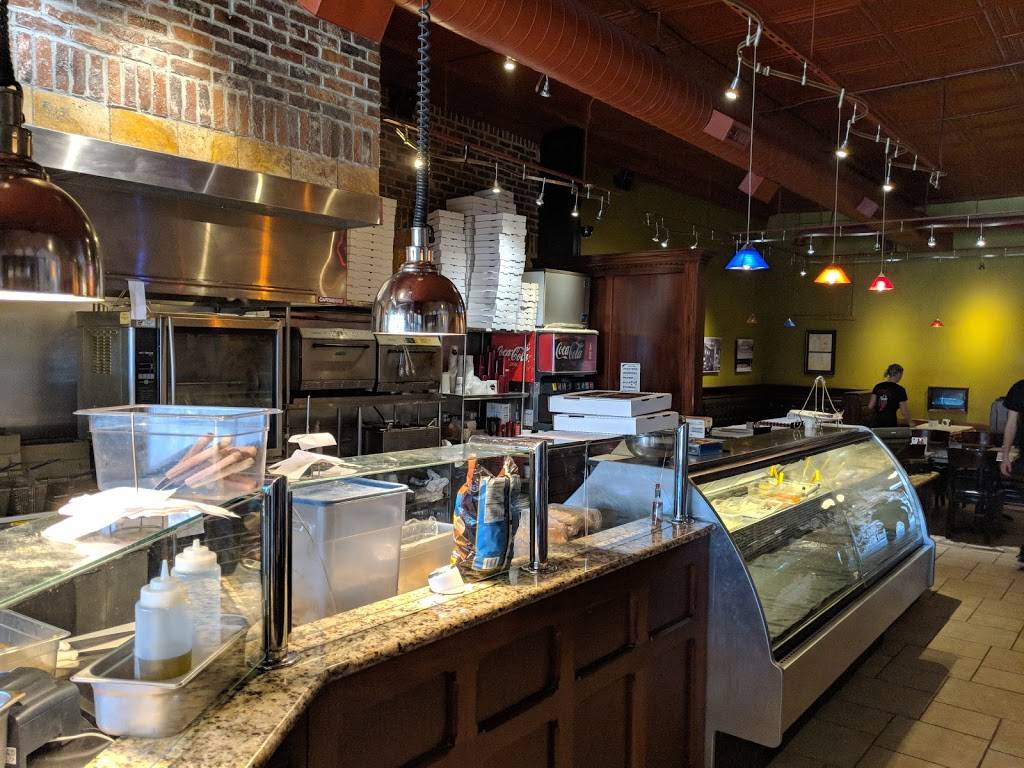 Tonys La Pizzeria | meal delivery | 407 Main St, Cedar Falls, IA 50613, USA | 3192778669 OR +1 319-277-8669