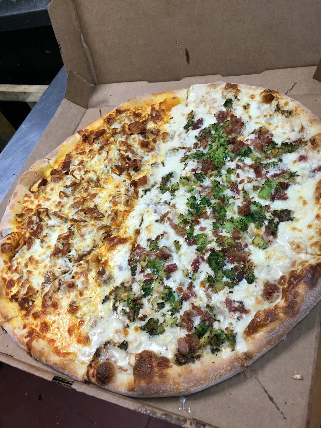 Terranovas Italian Restaurant | restaurant | 208 N State St, Bunnell, FL 32110, USA | 3864373101 OR +1 386-437-3101