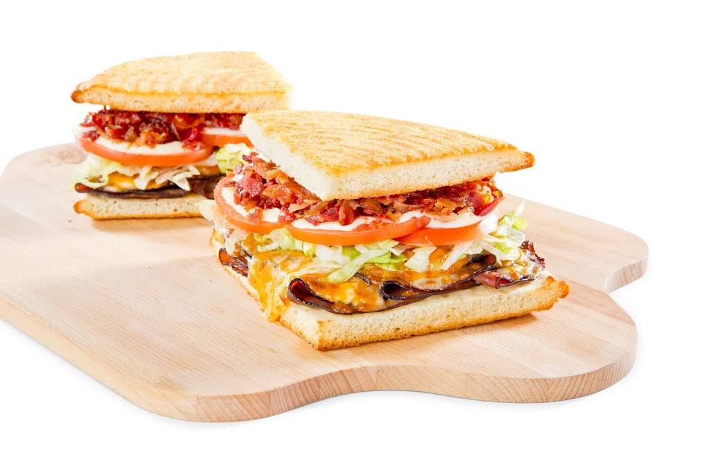 Foxs Pizza Den | restaurant | 119 High St, Wrightstown, WI 54180, USA | 9205320866 OR +1 920-532-0866