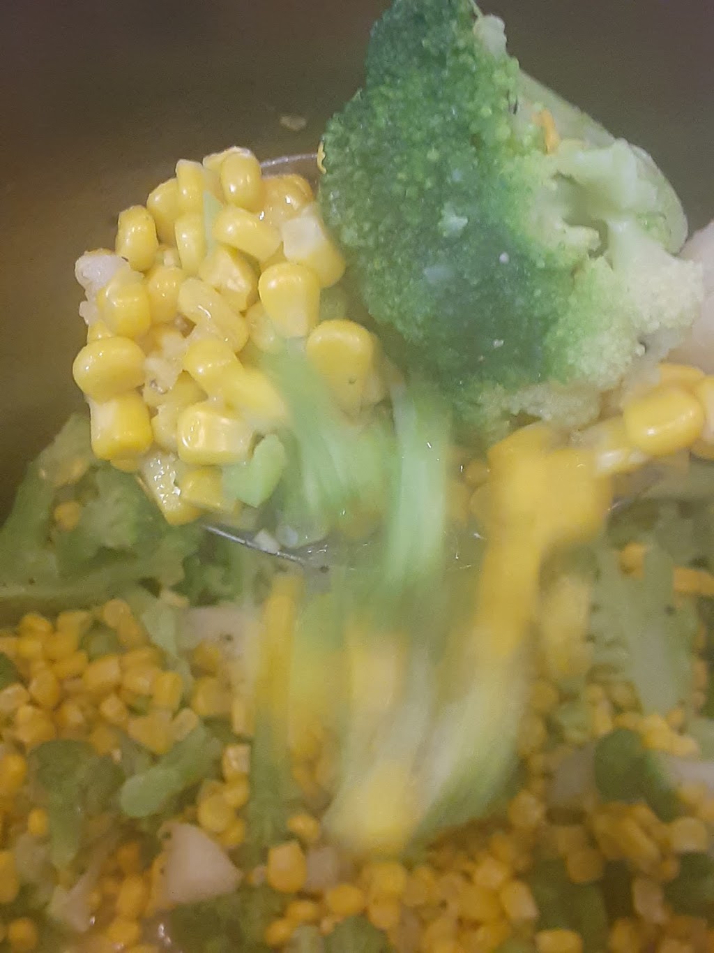 Fried chicken and more now delivering | restaurant | 1301 Tom Foy Blvd, Bayard, NM 88023, USA | 5755374995 OR +1 575-537-4995