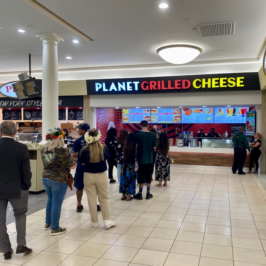Planet Grilled Cheese - Melbourne | restaurant | 1700 W New Haven Ave Suite 385, Melbourne, FL 32904, USA | 8133828935 OR +1 813-382-8935