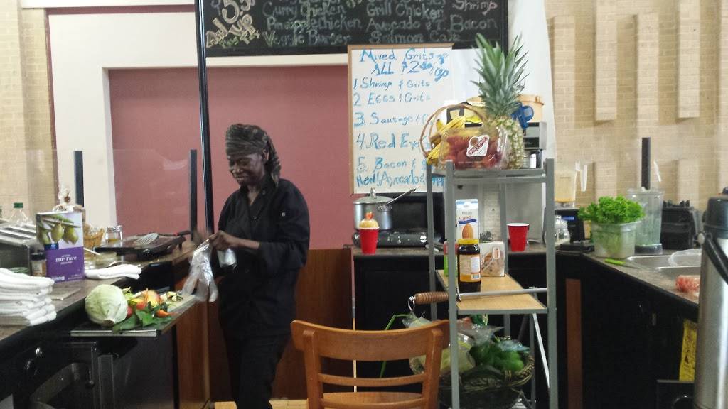 Bottoms Up Fresh Smoothy Bar | restaurant | 350 W Woodrow Wilson Ave, Jackson, MS 39213, USA | 6019823004 OR +1 601-982-3004