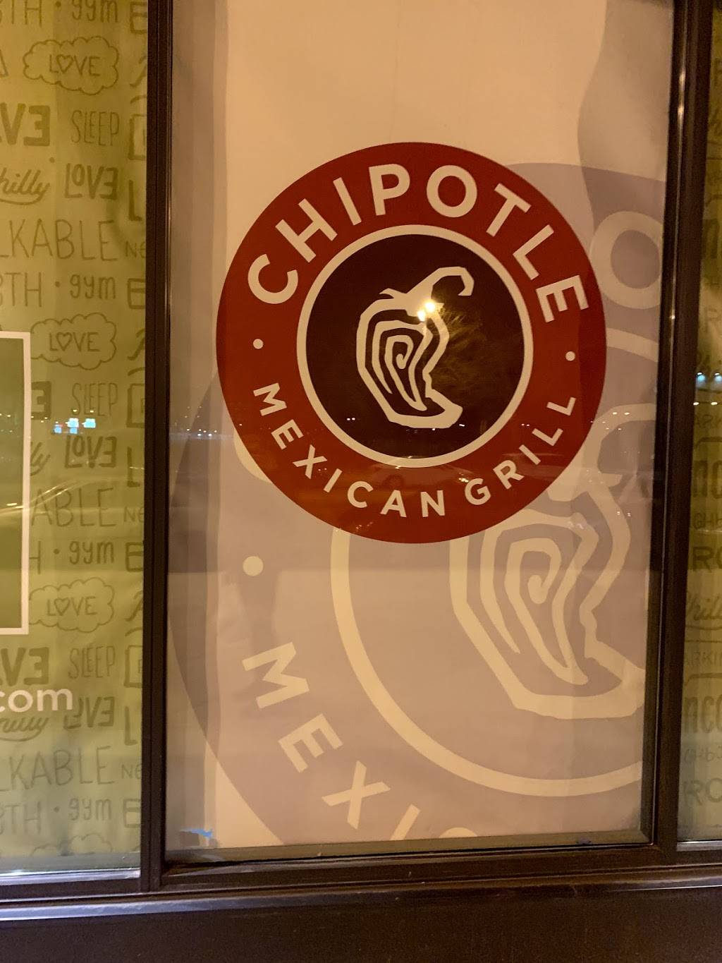 Chipotle | restaurant | Lincoln Square, Philadelphia, PA 19146, USA | 2159894167 OR +1 215-989-4167