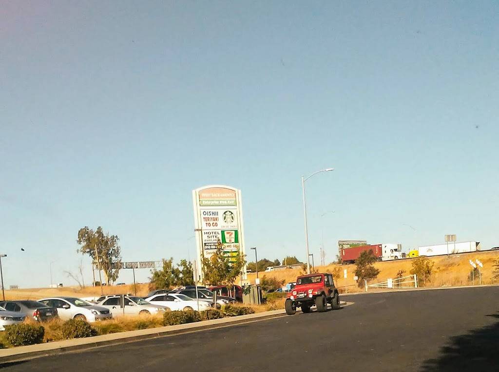 Starbucks | cafe | 4055 Lake Rd, West Sacramento, CA 95691, USA | 9163715616 OR +1 916-371-5616