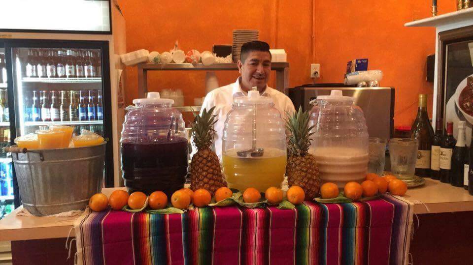 Restaurante Las Cazuelas | restaurant | 312 N Bush St, Santa Ana, CA 92701, USA | 7148359952 OR +1 714-835-9952