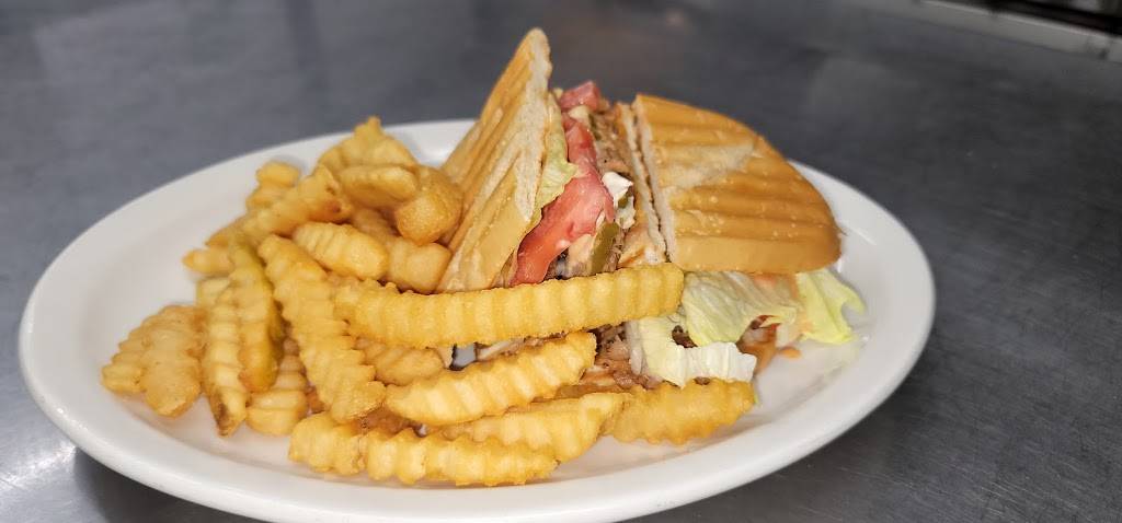 El Punto Familiar Restaurant | restaurant | 1903 Denny Ave, Pascagoula, MS 39567, USA | 2282054360 OR +1 228-205-4360