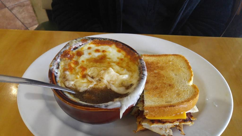 Recipe Box Family Diner | restaurant | 147 E Bloomingdale Ave, Brandon, FL 33511, USA | 8136552686 OR +1 813-655-2686