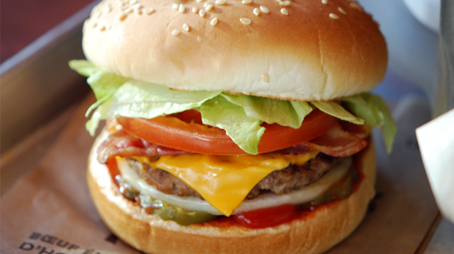 A&W Canada | restaurant | 3300 Bloor St W, Etobicoke, ON M8X 2X4, Canada | 4162310001 OR +1 416-231-0001