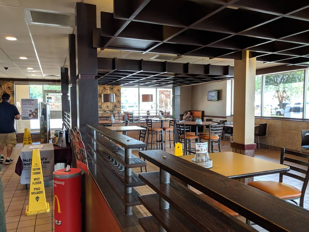 McDonalds | cafe | 3115 Center Rd, Brunswick, OH 44212, USA | 3302257771 OR +1 330-225-7771