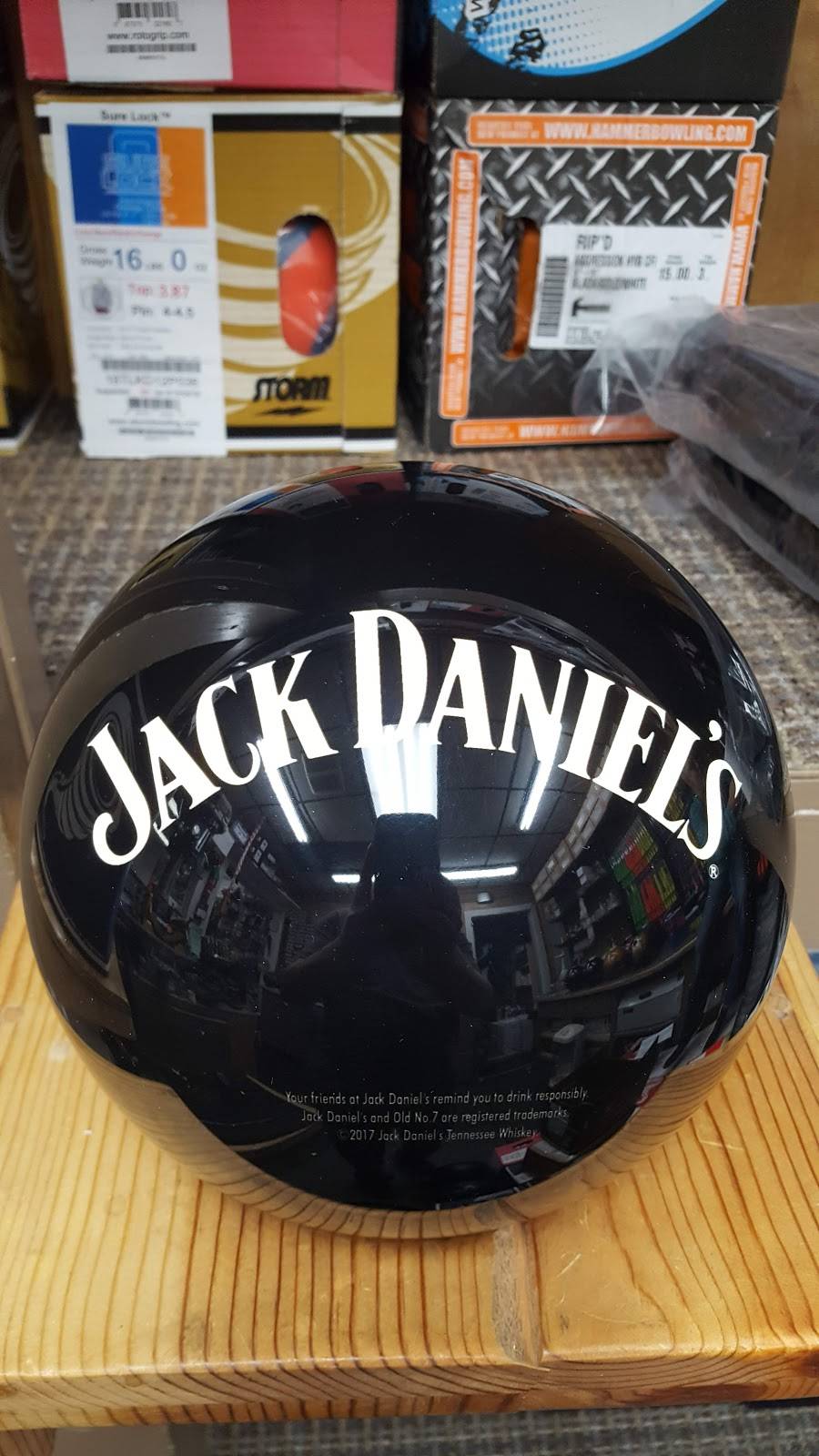 Brass monkey bar-and-grill | restaurant | 3020 Mangum Rd, Houston, TX 77092, USA | 7136822506 OR +1 713-682-2506