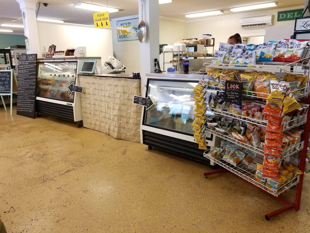 Lockwood Folly Marketplace | restaurant | 48 Stone Chimney Rd SE, Supply, NC 28462, USA | 9107545445 OR +1 910-754-5445