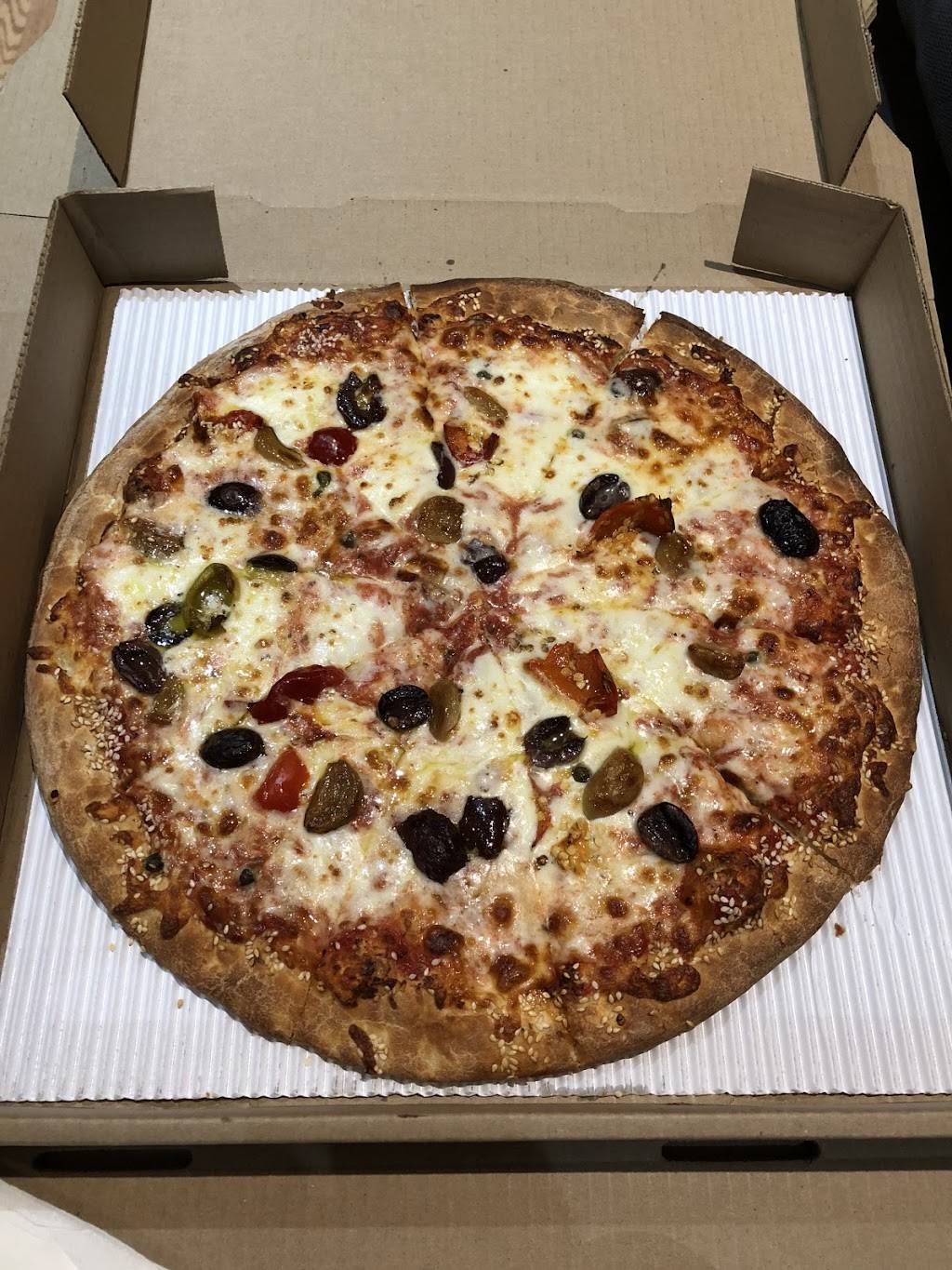 Krazy Pizza | restaurant | 14300 Mack Ave, Detroit, MI 48215, USA | 3138212222 OR +1 313-821-2222