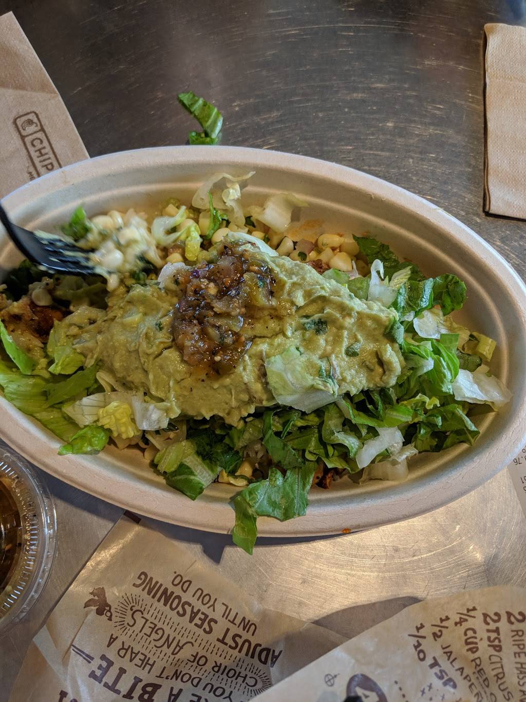 Chipotle Mexican Grill | restaurant | 2512 Naglee Rd, Tracy, CA 95304, USA | 2098348845 OR +1 209-834-8845