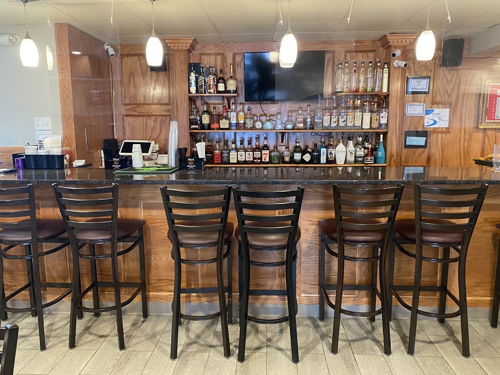 Lakwood Diner & Bar | restaurant | 394 Lakewood Rd, Waterbury, CT 06704, USA | 2035979932 OR +1 203-597-9932