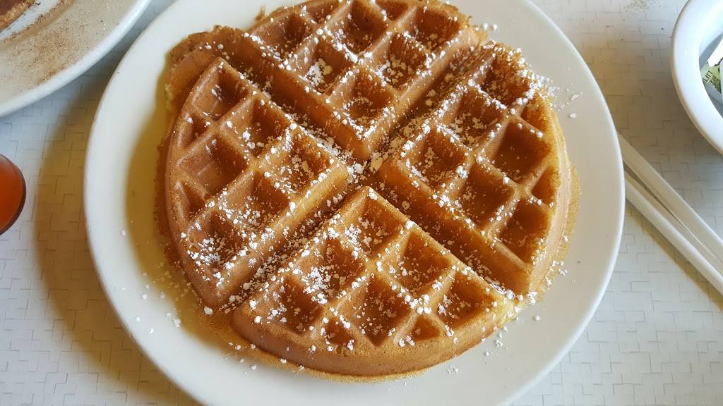 The Breakfast Joynt | restaurant | 10101 E Bell Rd #107, Scottsdale, AZ 85260, USA | 4804435324 OR +1 480-443-5324