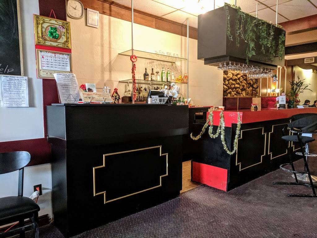 Dragon Palace Chinese Restaurant | meal delivery | 1850 Dundas St E, Mississauga, ON L4X 1L9, Canada | 9052799111 OR +1 905-279-9111