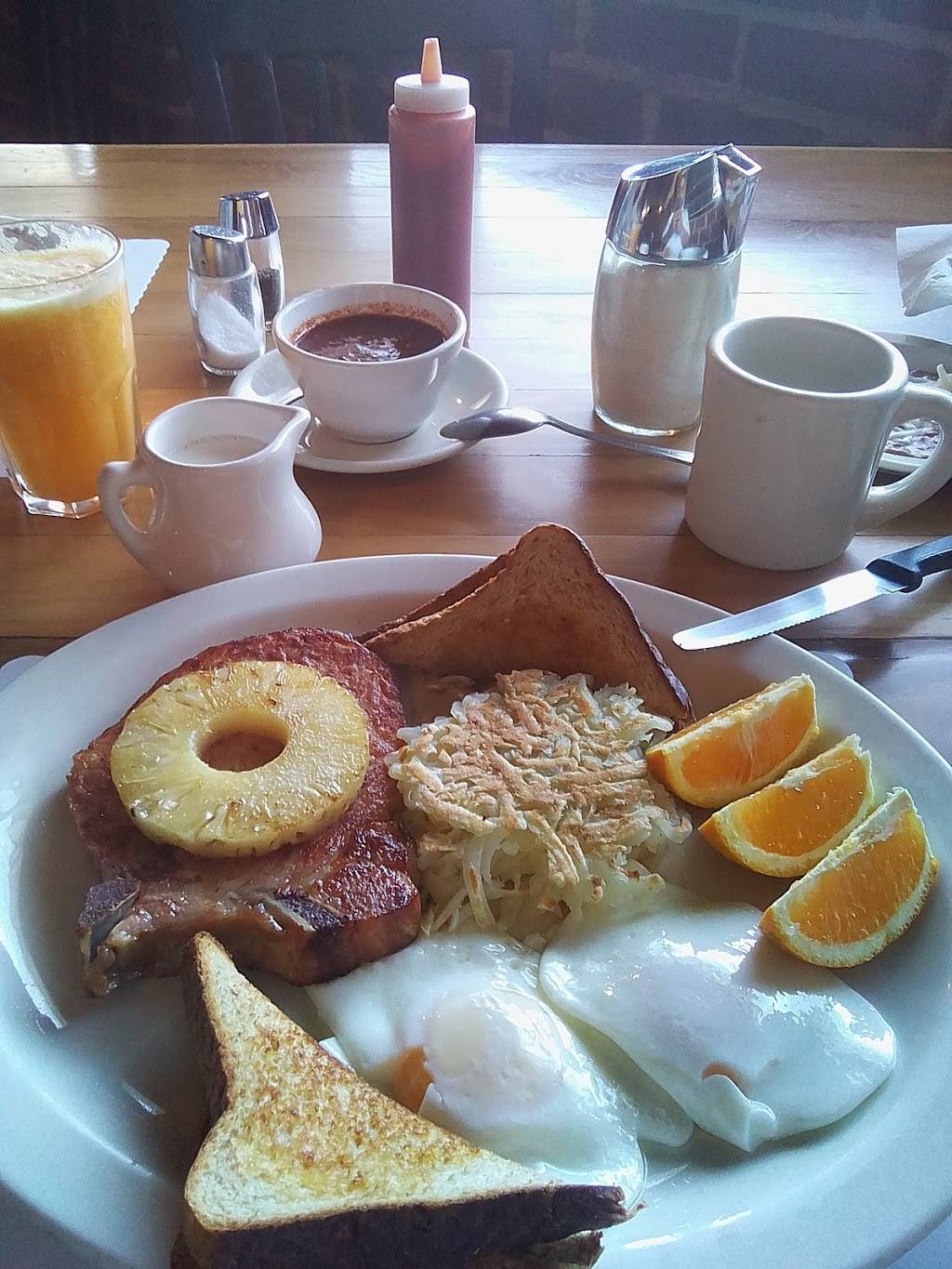 Restaurant Leonardo´s | restaurant | Avenida A #270, San Antonio De las Minas, 22766 Ensenada, B.C., Mexico | 016461553003 OR +52 646 155 3003