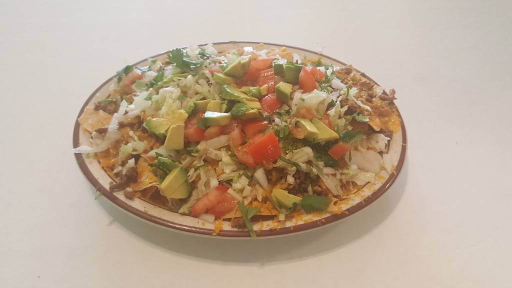 El Nuevo Tlaquepaque | restaurant | 101 E Pine St, Exeter, CA 93221, USA | 5595926514 OR +1 559-592-6514