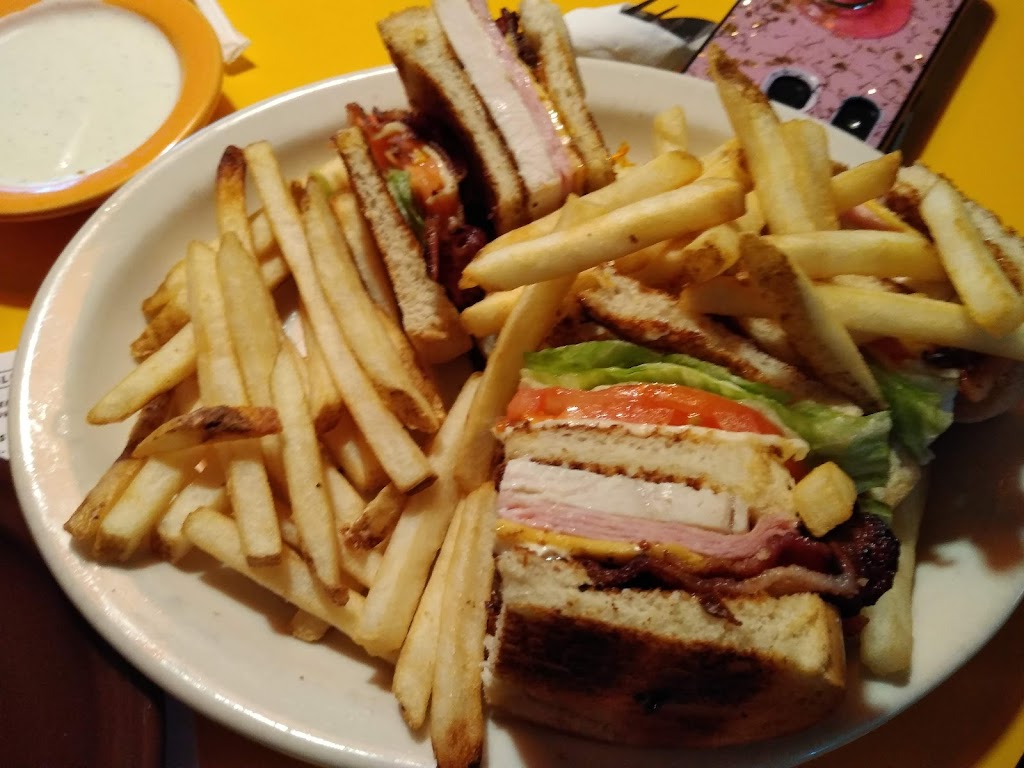 Village Inn | bakery | 1707 S Pueblo Blvd, Pueblo, CO 81005, USA | 7195611228 OR +1 719-561-1228