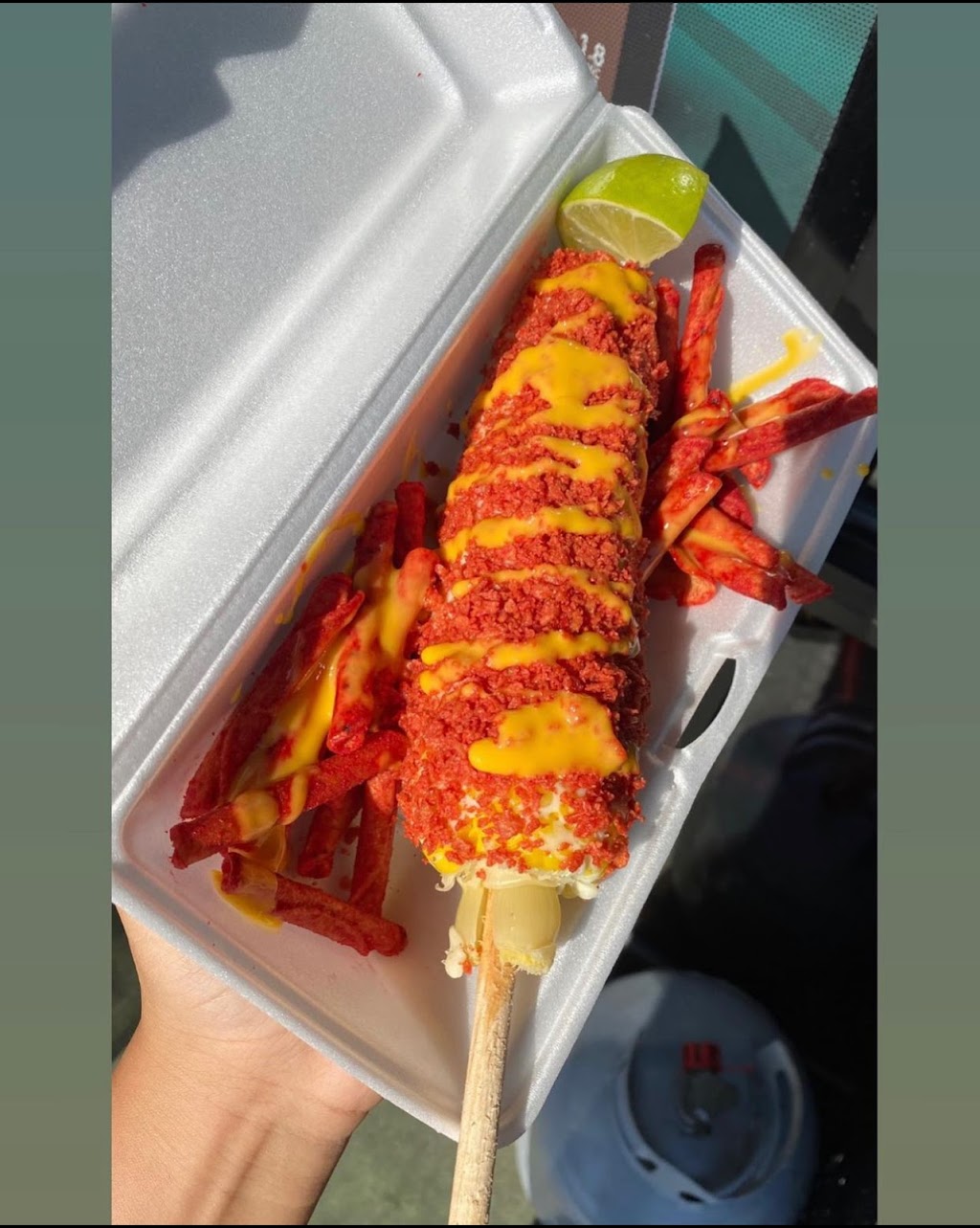 Elotes Danna | restaurant | 2410 S Hampton Rd, Dallas, TX 75224, USA | 4694034163 OR +1 469-403-4163