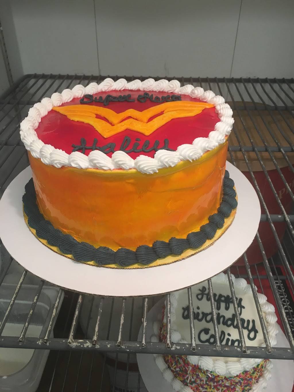 Hersheys Ice Cream • Hersheys Shake Shop | restaurant | 700 Fieldstone Dr NE #114, Leesburg, VA 20176, USA | 7036873982 OR +1 703-687-3982