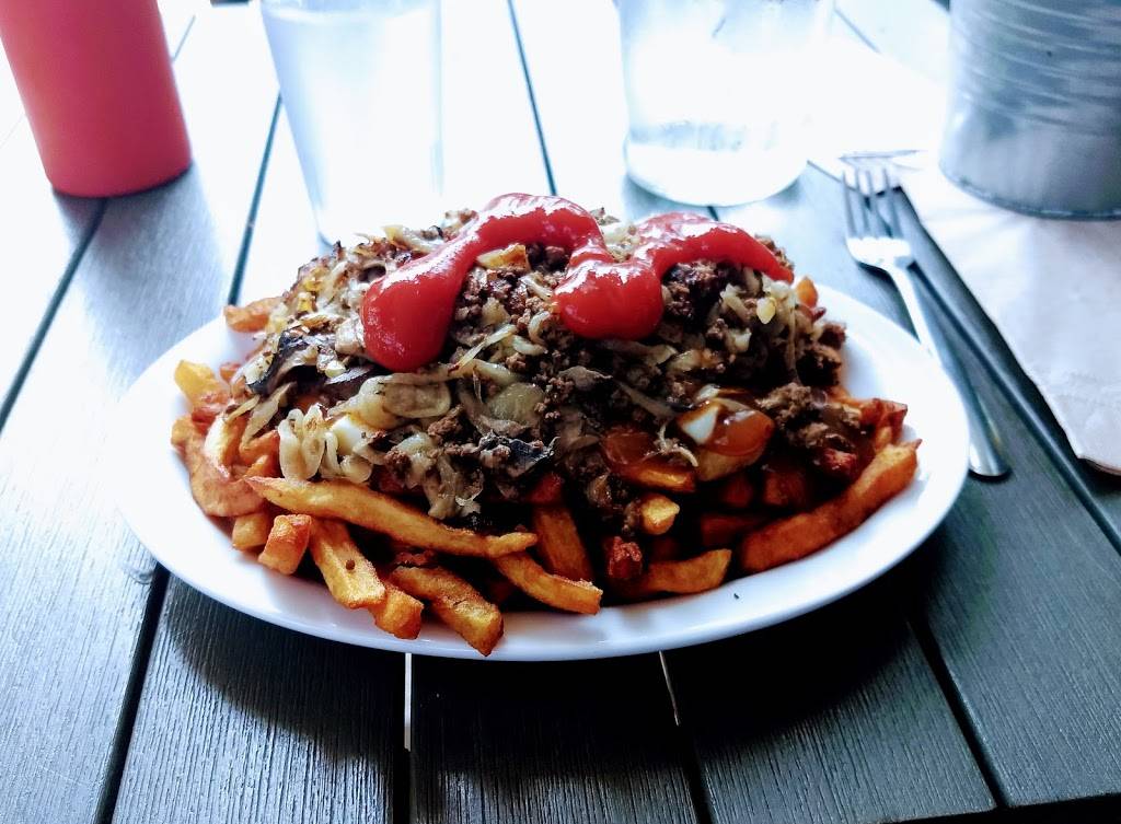 Frite Alors! - Limoilou | restaurant | 1201 3e Ave, Quebec City, QC G1L 2X8, Canada | 4189145986 OR +1 418-914-5986