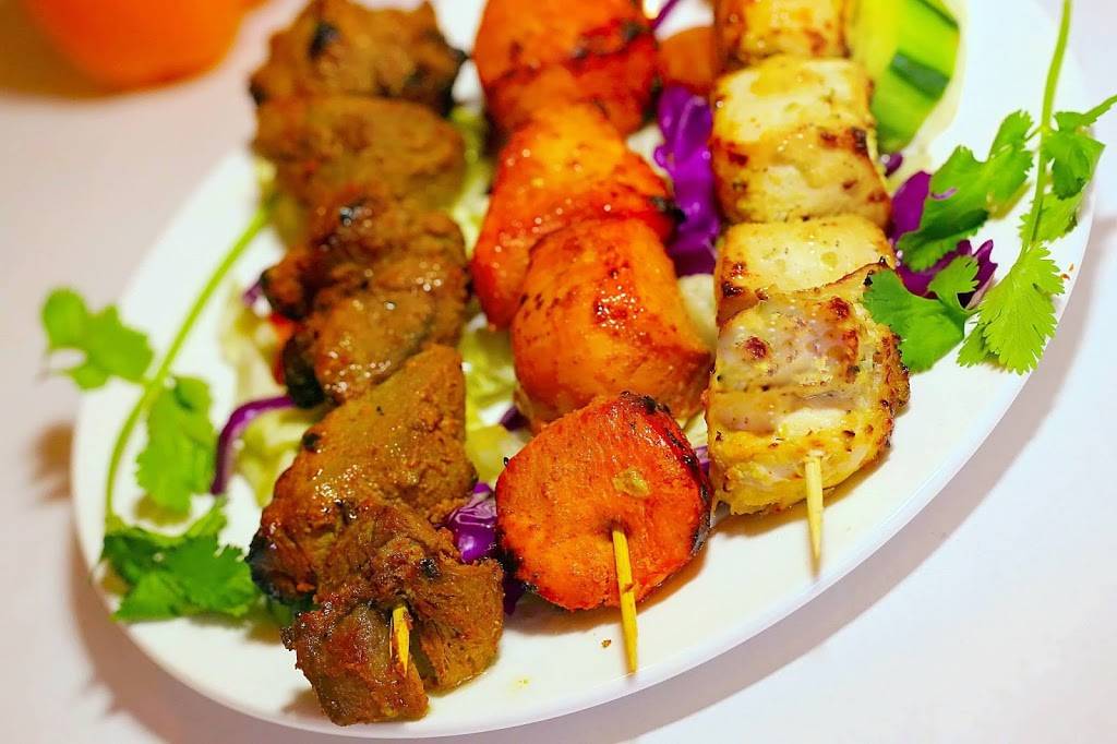 Spice Of Life | restaurant | 6640 Valley Hi Dr #B, Sacramento, CA 95823, USA | 9166899109 OR +1 916-689-9109