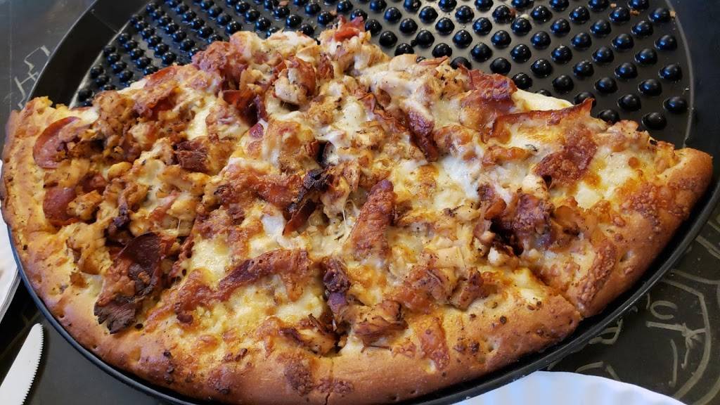 Salvatores Pizza House | restaurant | 612 Penn Ave, Pittsburgh, PA 15221, USA | 4122474848 OR +1 412-247-4848