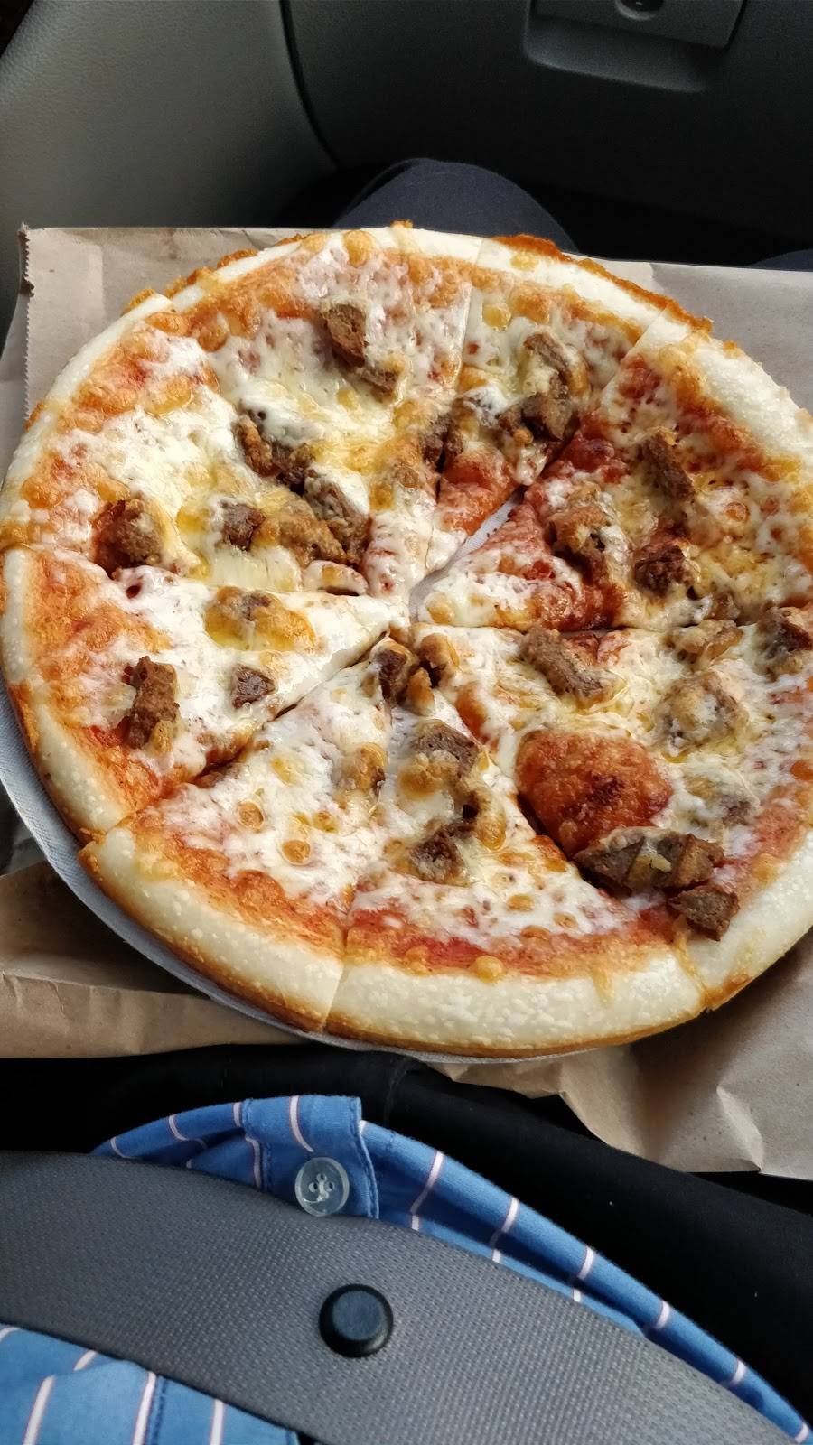 Guallpas Famous Pizza | restaurant | 1522 Oak Tree Road, Iselin, NJ 08830, USA | 7323215005 OR +1 732-321-5005