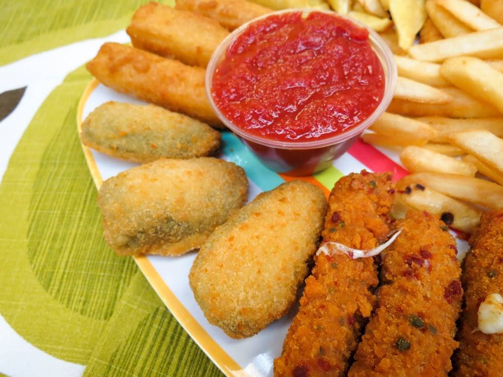 Pizza Parma | restaurant | 217 S Highland Ave, Pittsburgh, PA 15206, USA | 4124416600 OR +1 412-441-6600