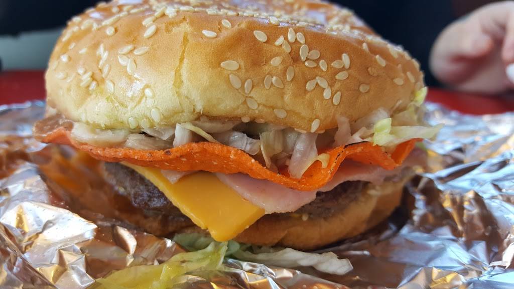 Burguesa Burger | restaurant | 710 Fort Worth Ave, Dallas, TX 75208, USA | 2147487376 OR +1 214-748-7376