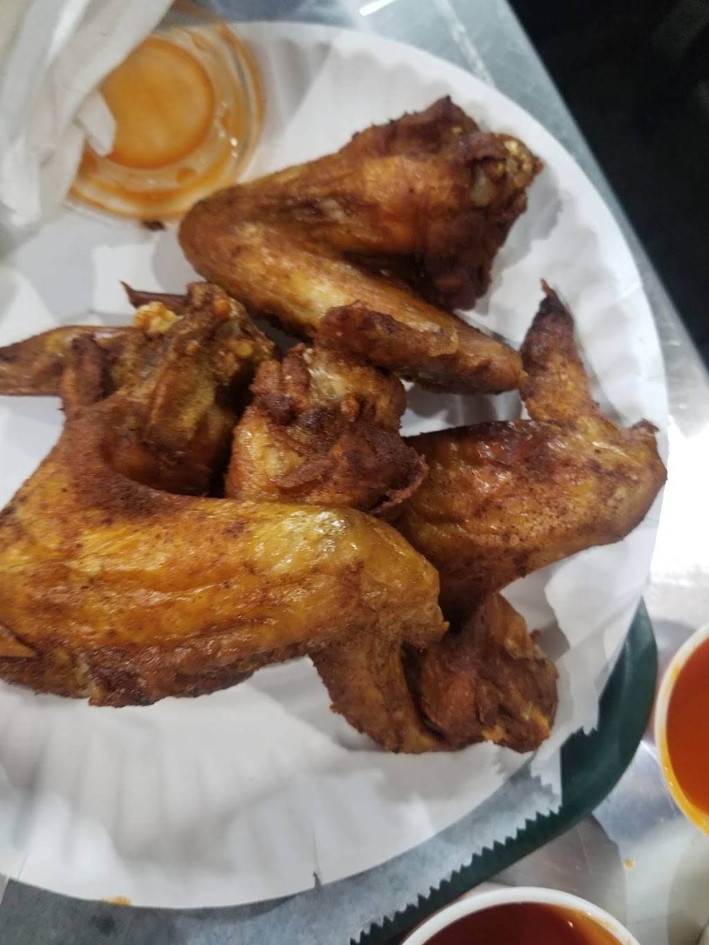 Casolas Pizzeria & Sub Shop | meal takeaway | 2437 SW 17th Ave, Miami, FL 33145, USA | 3058580090 OR +1 305-858-0090