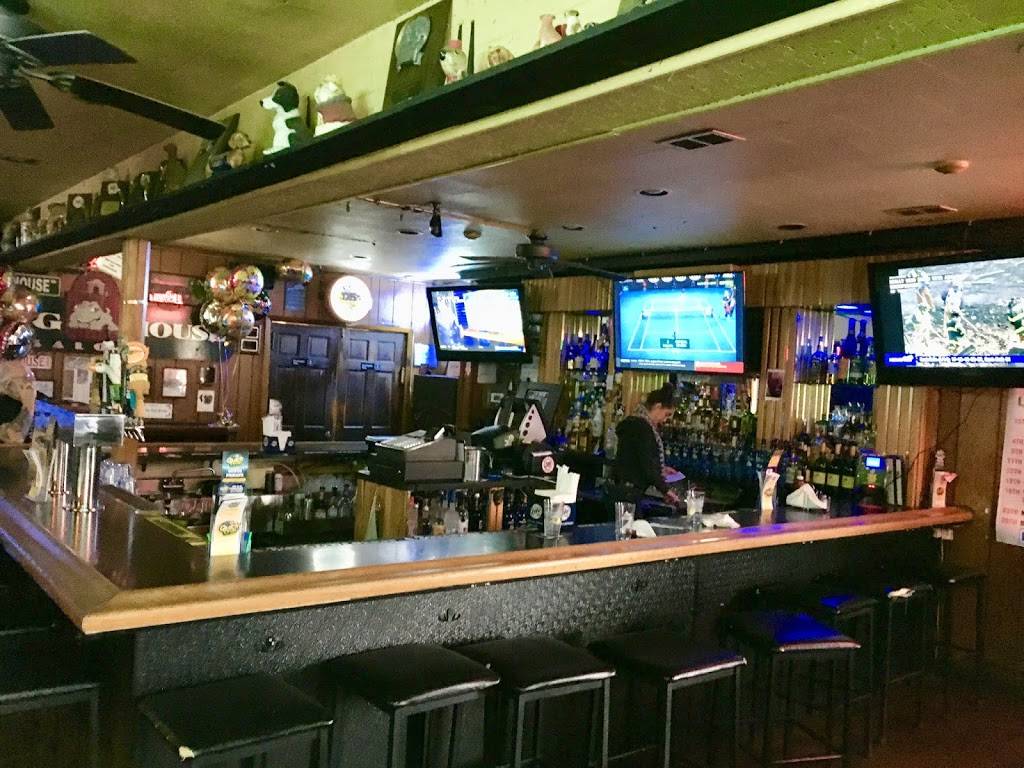 Dog House Saloon & Grill | restaurant | 270 Pascack Rd, Township of Washington, NJ 07676, USA | 2017221820 OR +1 201-722-1820