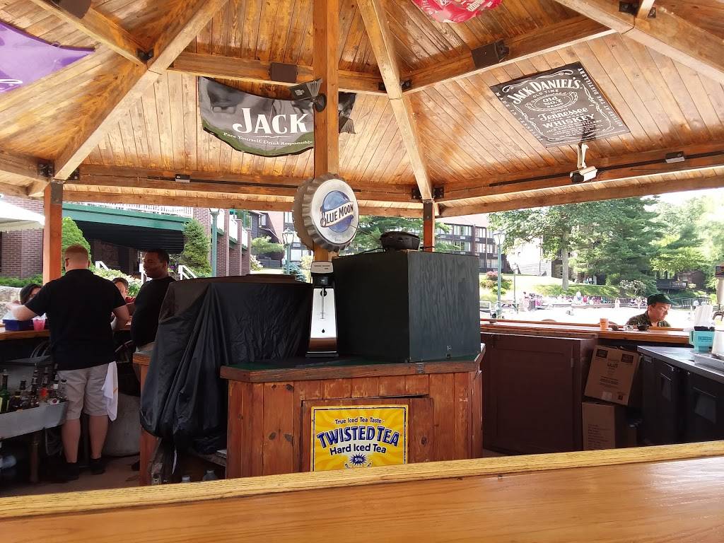 Lake View | restaurant | 164 Lake Harmony Road, Lake Harmony, PA 18624, USA | 5707223391 OR +1 570-722-3391