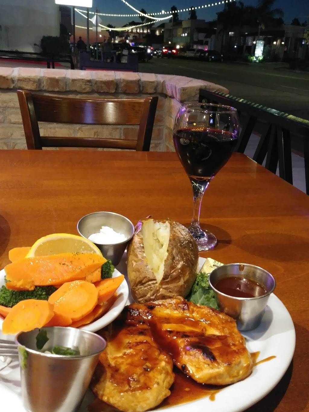 Chicago for Ribs | restaurant | 228 Ave I, Redondo Beach, CA 90277, USA | 4243904501 OR +1 424-390-4501