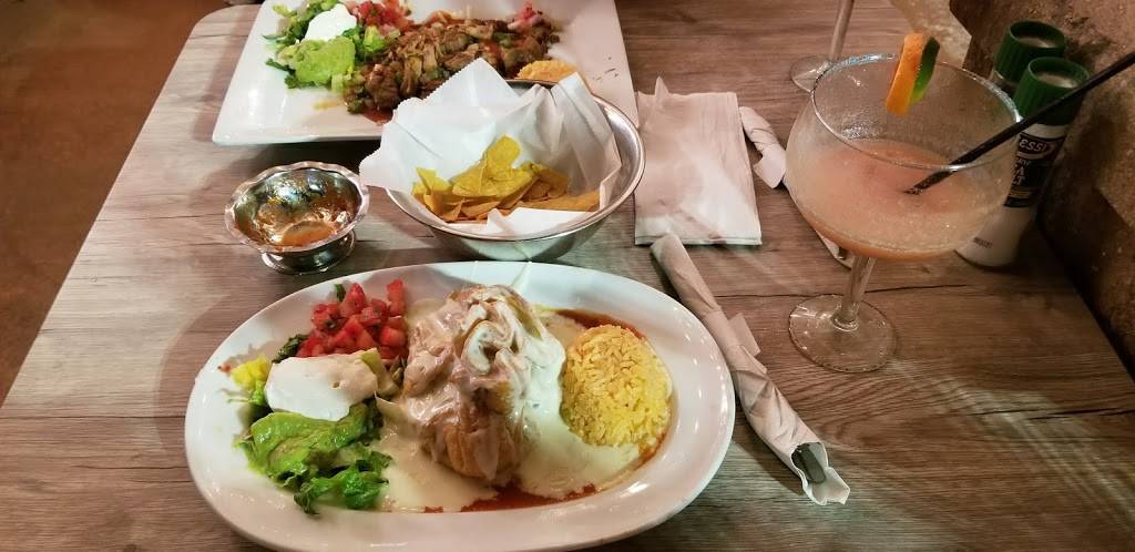 Don Julio Mexican Kitchen & Tequila Bar | restaurant | 551 S Chickasaw Trail, Orlando, FL 32825, USA | 4079303735 OR +1 407-930-3735