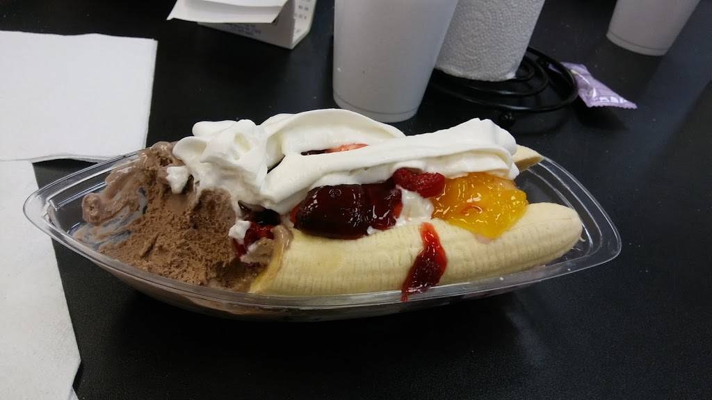 Windy Knoll Farm Market & Creamery | restaurant | 2685 Spring Rd, Chambersburg, PA 17202, USA | 7172642900 OR +1 717-264-2900