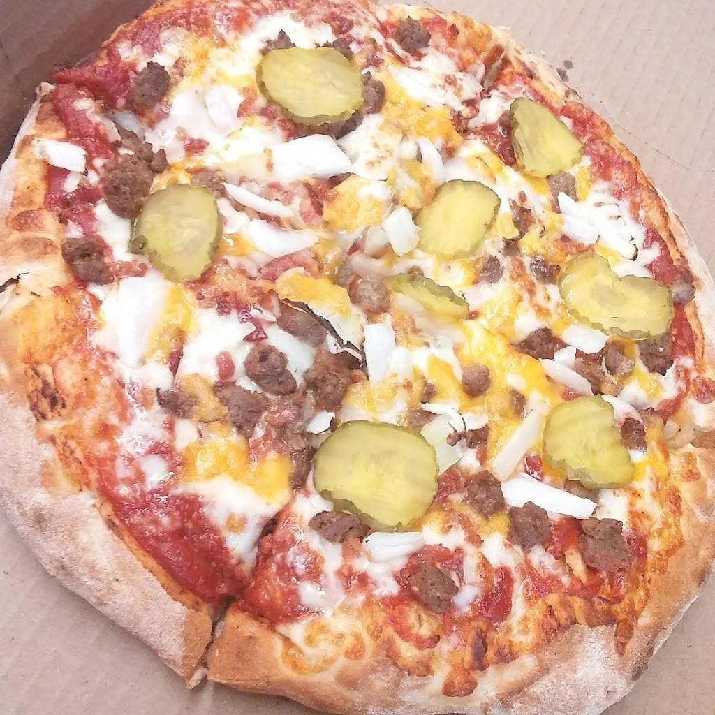 Brick Oven Pizza | restaurant | 420 E 6th St, Huntingburg, IN 47542, USA | 8126832674 OR +1 812-683-2674