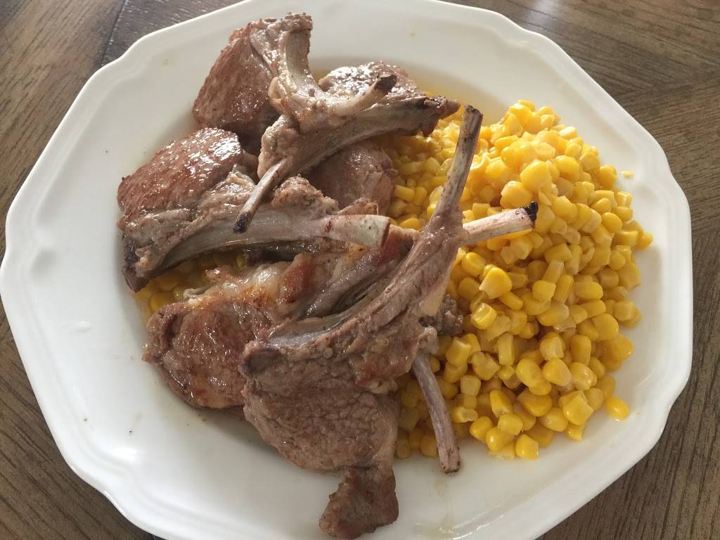 The Farm Grill | restaurant | 30990 Beck Rd, Novi, MI 48377, USA | 2486690066 OR +1 248-669-0066